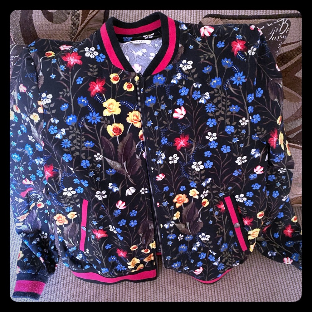 Medium bomber jacket